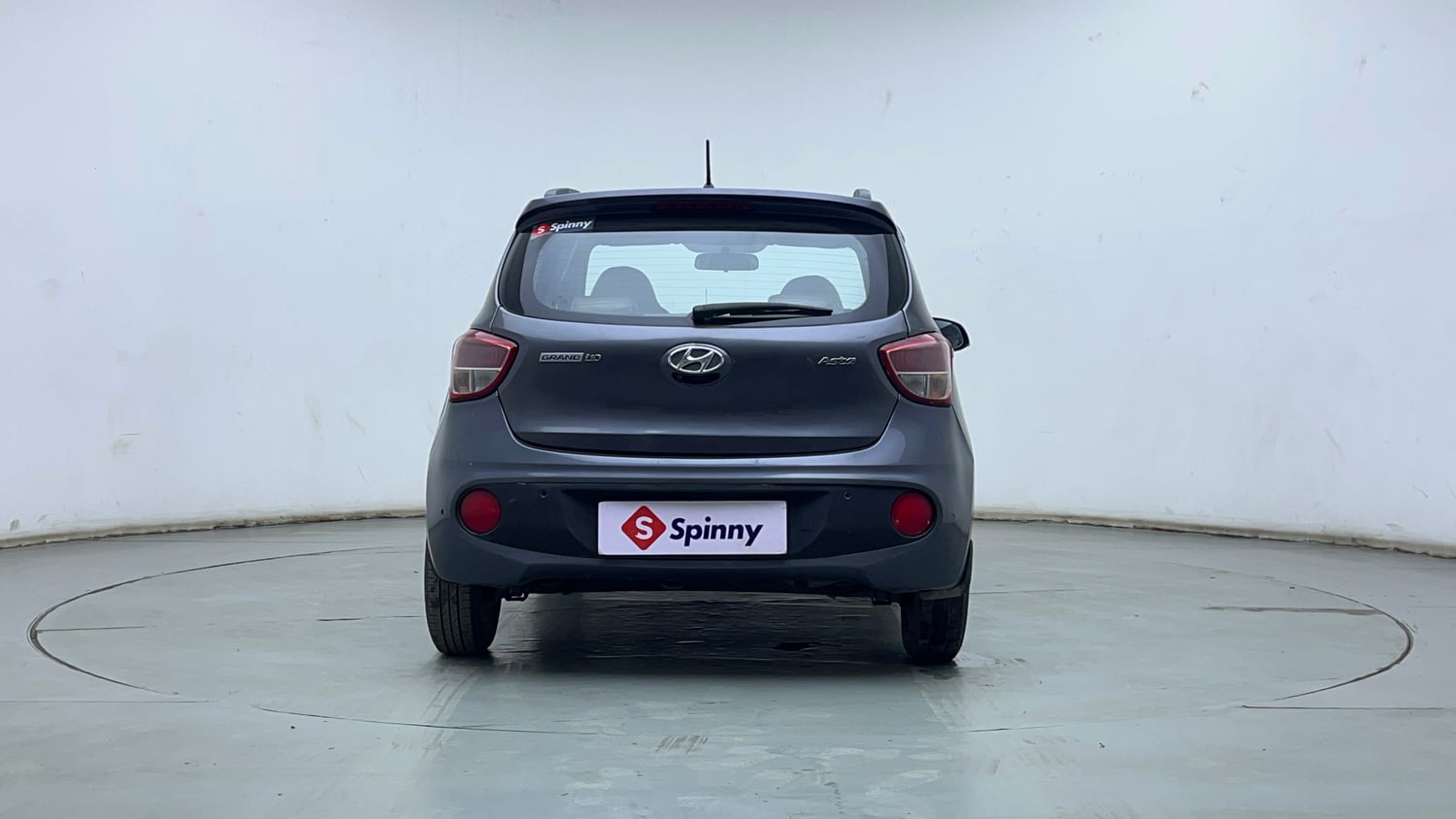 Used 2018 Hyundai Grand i10 Asta 1.2 Kappa VTVT Petrol Manual exterior BACK VIEW