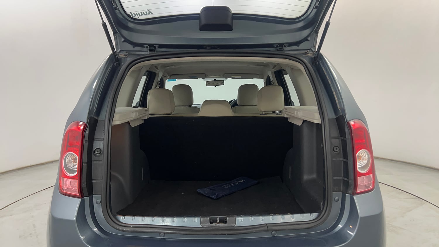 Used 2013 Renault Duster RxL Petrol Petrol Manual interior DICKY INSIDE VIEW