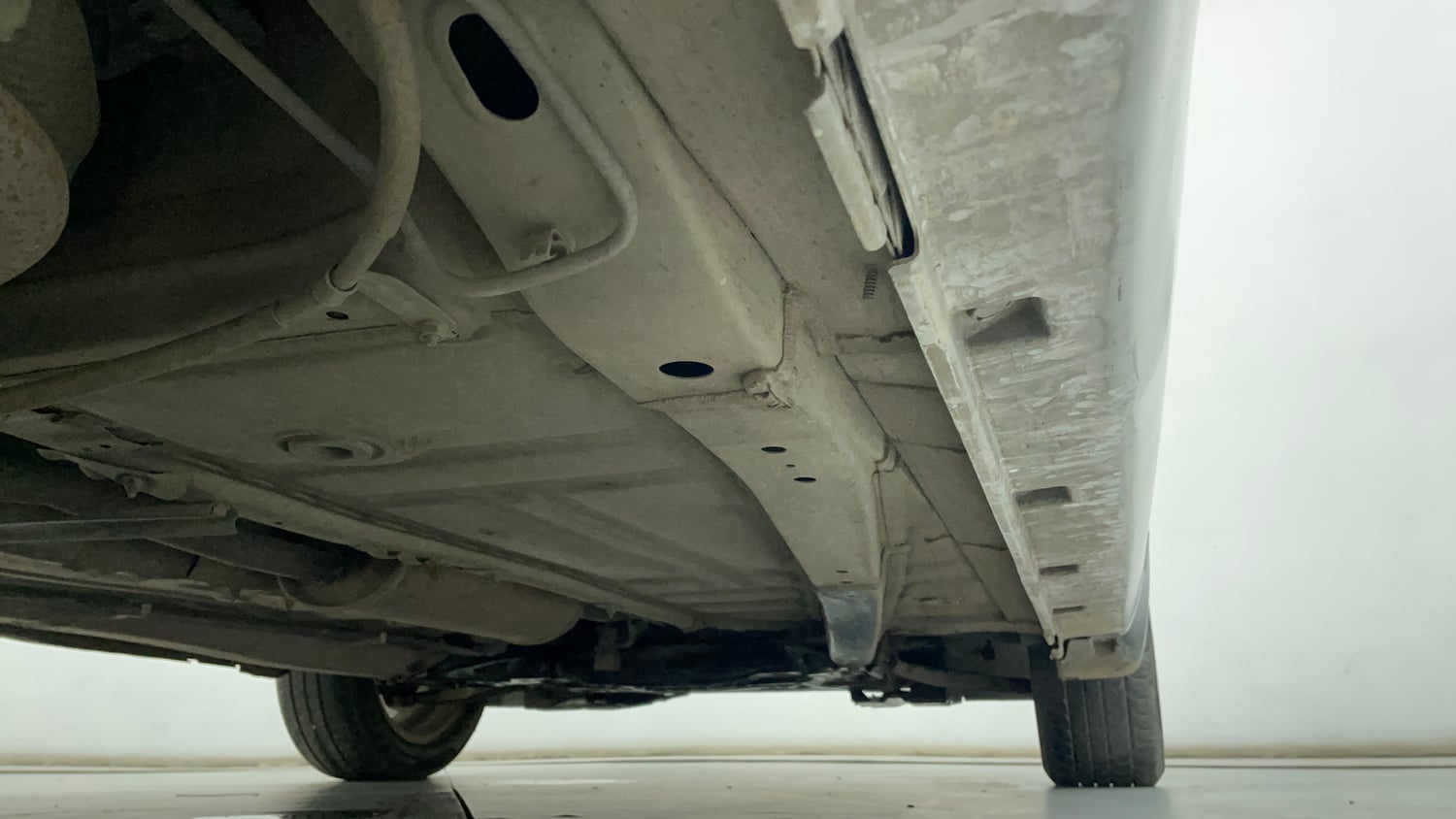Used 2018 Maruti Suzuki Baleno Zeta 1.2 Petrol Manual extra REAR RIGHT UNDERBODY VIEW