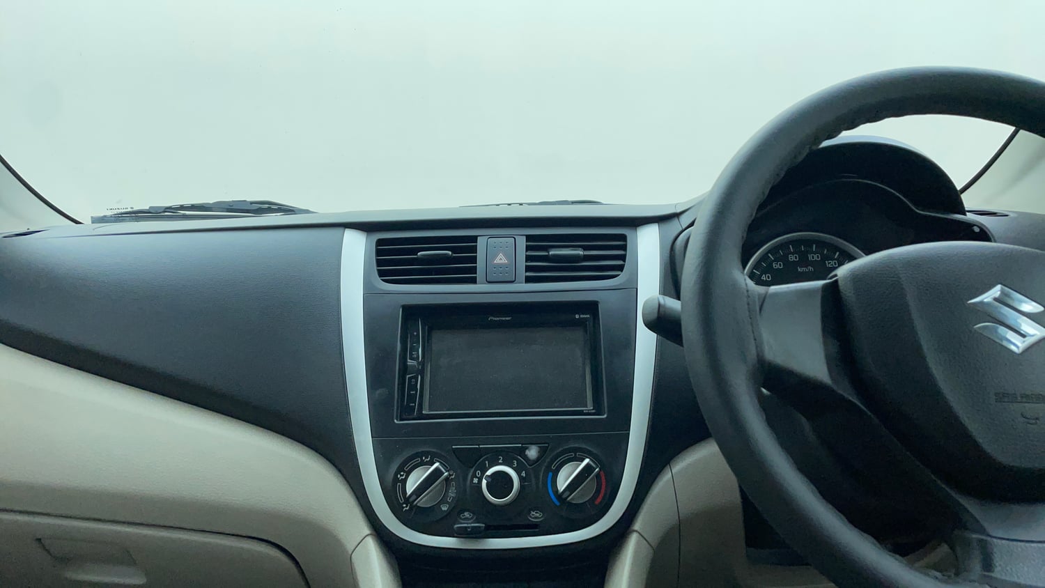 Used 2020 Maruti Suzuki Celerio VXi AMT Petrol Automatic interior MUSIC SYSTEM & AC CONTROL VIEW