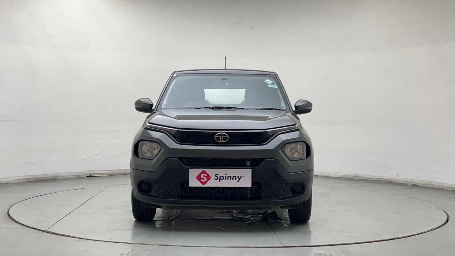 Used 2024 Tata Punch Adventure Rhythm iCNG Cng Manual exterior FRONT VIEW