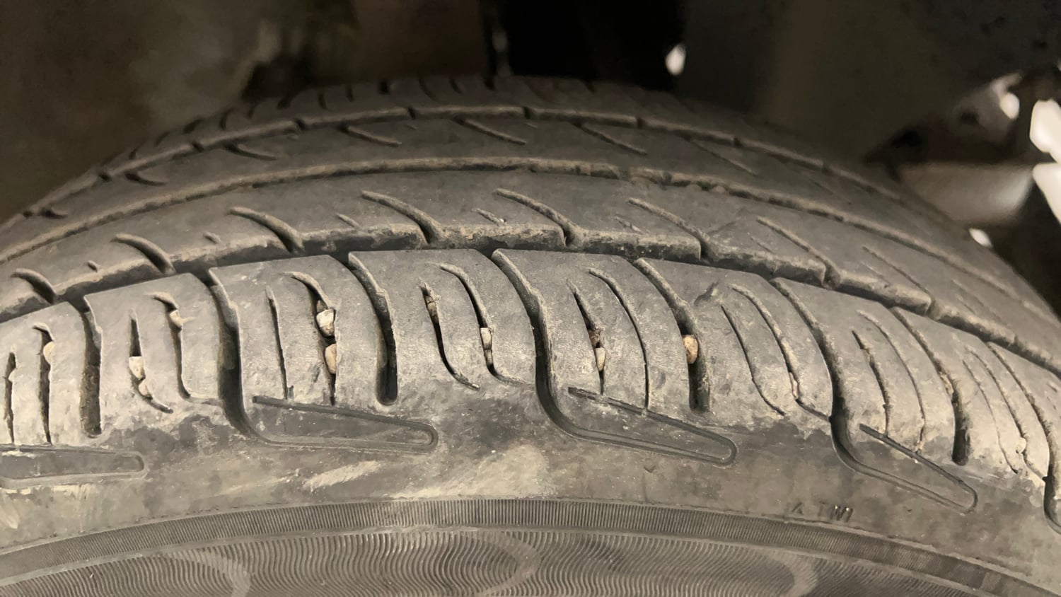 Used 2015 Tata Nano Twist XT Petrol Manual tyres RIGHT FRONT TYRE TREAD VIEW