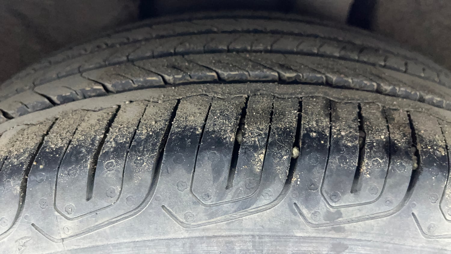 Used 2020 Skoda Superb L&K TSI AT Petrol Automatic tyres LEFT REAR TYRE TREAD VIEW