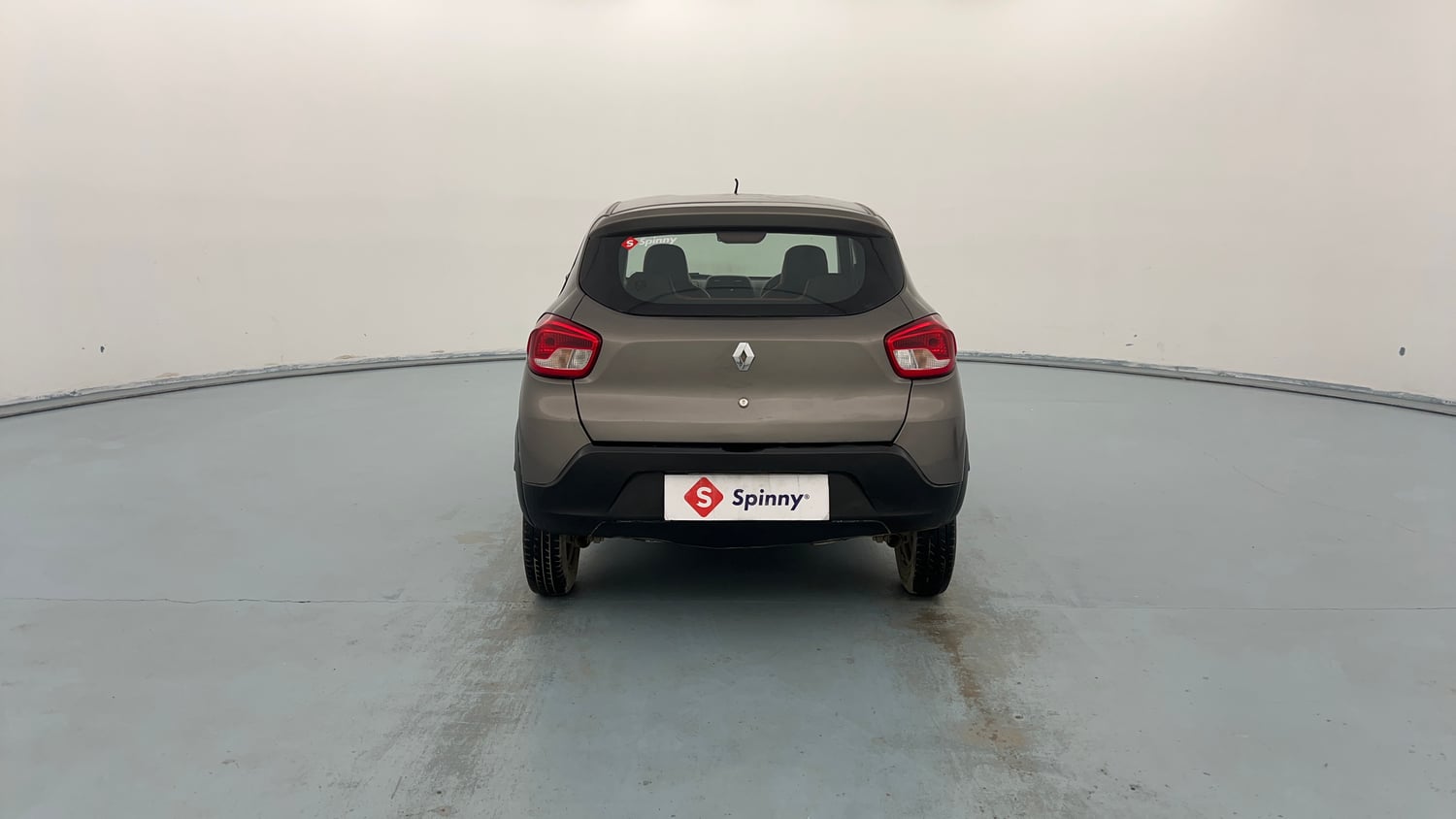 Used 2017 Renault Kwid 1.0 RXT AMT Petrol Automatic exterior BACK VIEW