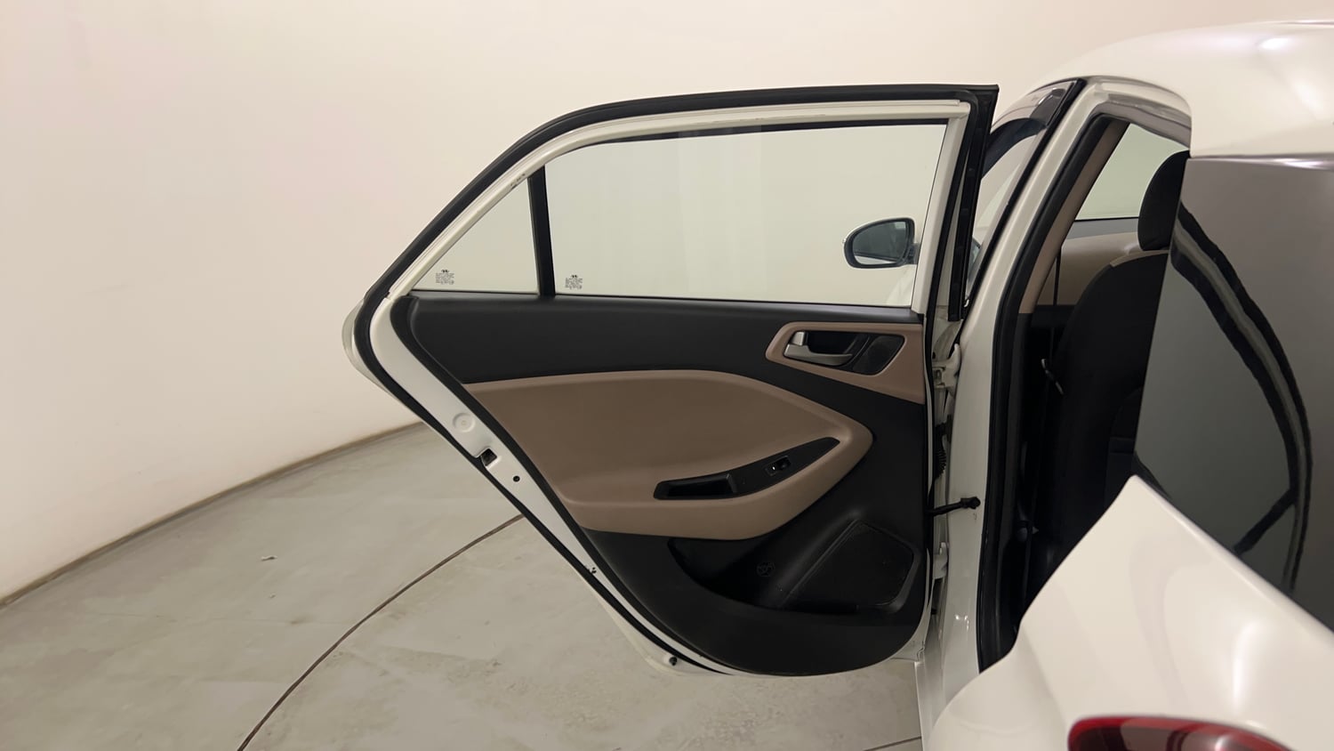Used 2016 Hyundai Elite i20 Asta 1.2 (O) Petrol Manual interior LEFT REAR DOOR OPEN VIEW