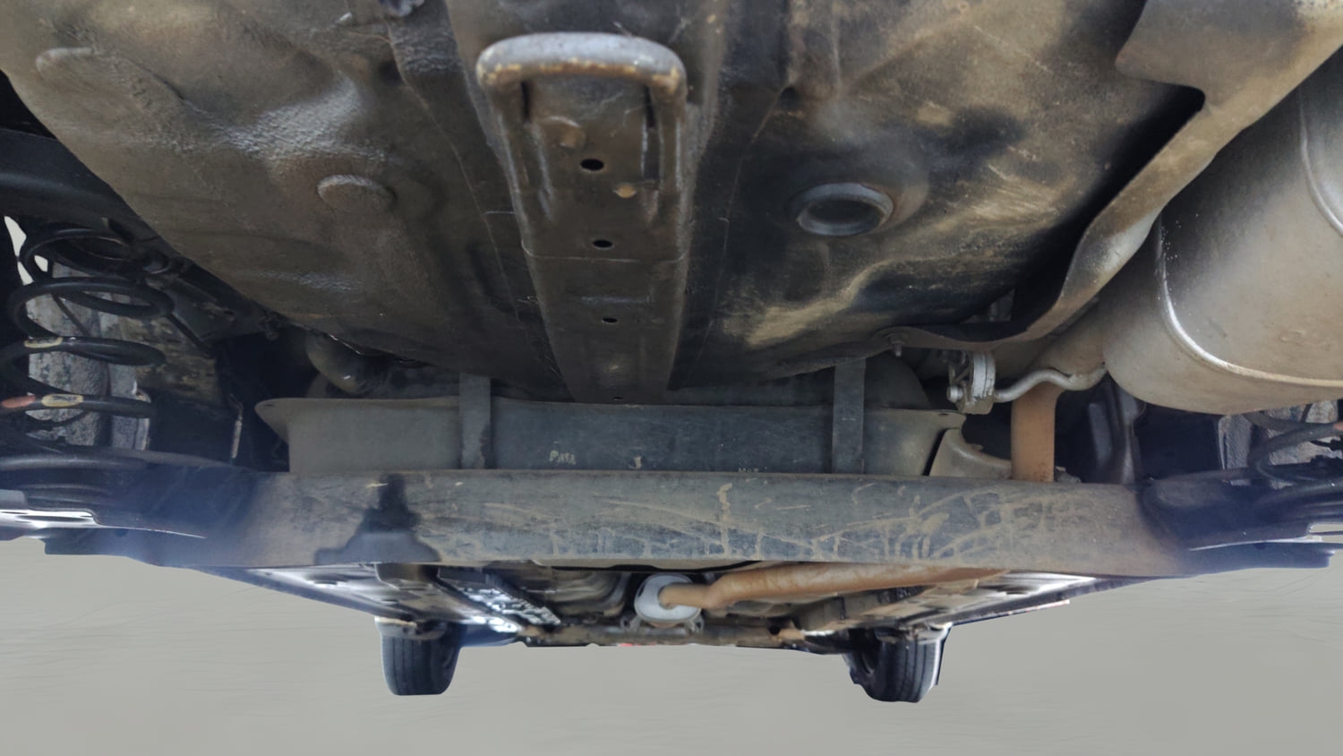 Used 2020 Hyundai Grand i10 Sportz 1.2 Kappa VTVT Petrol Manual extra REAR UNDERBODY VIEW (TAKEN FROM REAR)