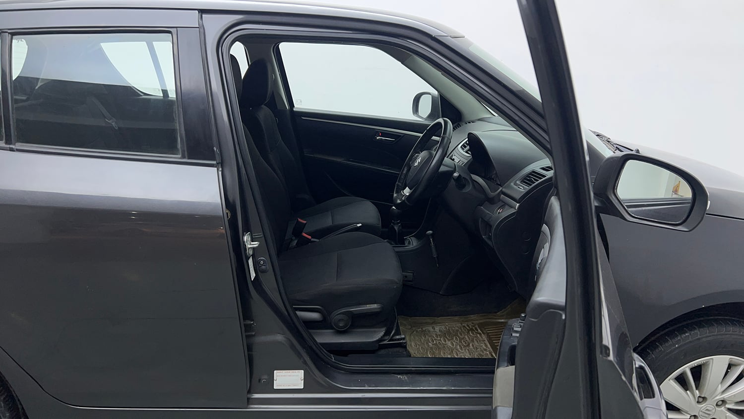 Used 2015 Maruti Suzuki Swift ZXi Petrol Manual interior RIGHT SIDE FRONT DOOR CABIN VIEW