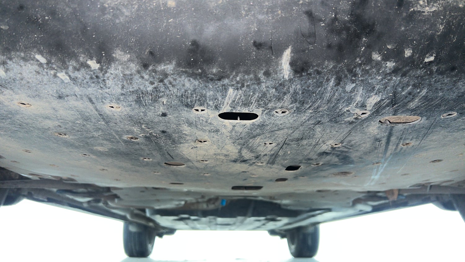 Used 2024 Honda Elevate ZX CVT Petrol Automatic extra FRONT LEFT UNDERBODY VIEW