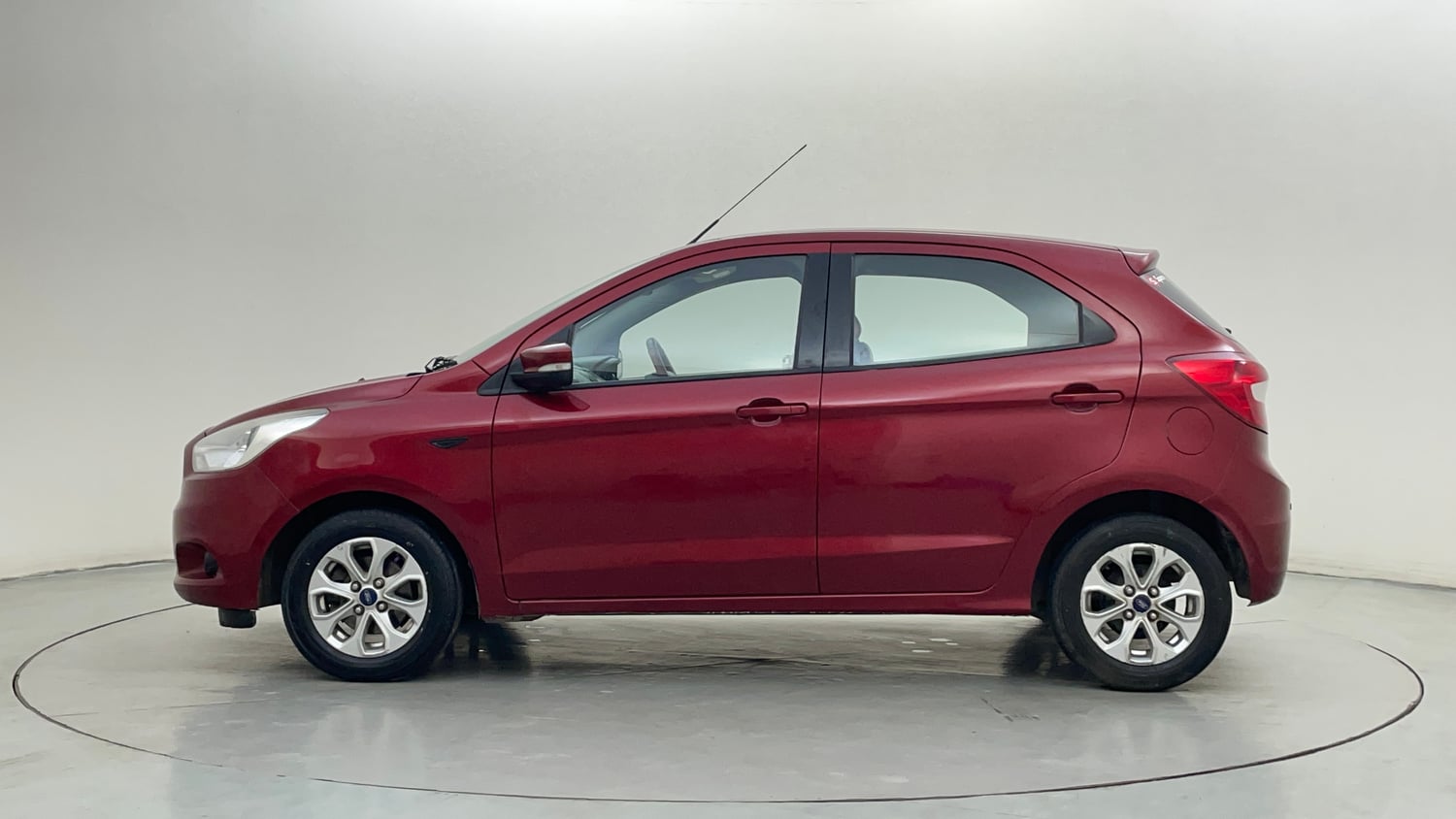 Used 2018 Ford Figo Titanium1.5 TDCi Diesel Manual exterior LEFT SIDE VIEW