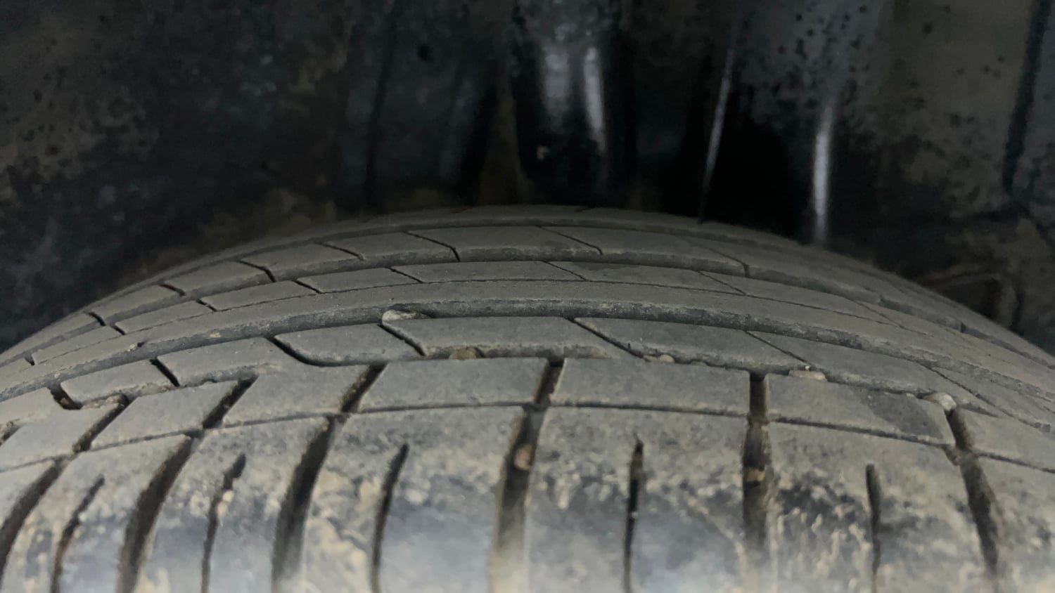 Used 2021 Kia Sonet HTX 1.5 Diesel Manual tyres LEFT REAR TYRE TREAD VIEW