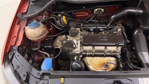 Used 2014 Volkswagen Polo Highline1.2L (P) Petrol Manual engine ENGINE RIGHT SIDE VIEW