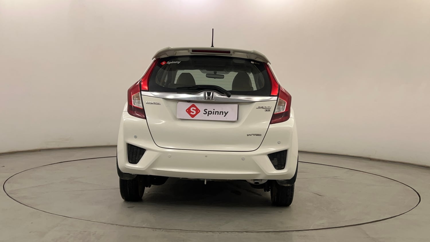 Used 2016 Honda Jazz VX Petrol Petrol Manual exterior BACK VIEW