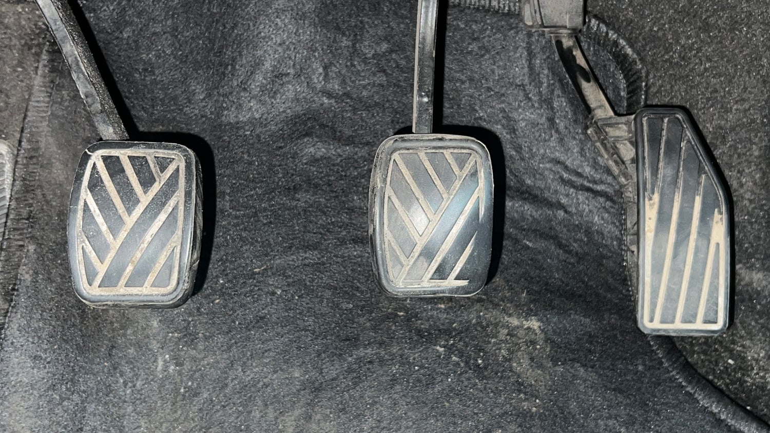 Used 2017 Maruti Suzuki Baleno Alpha 1.2 Petrol Manual interior PEDALS VIEW