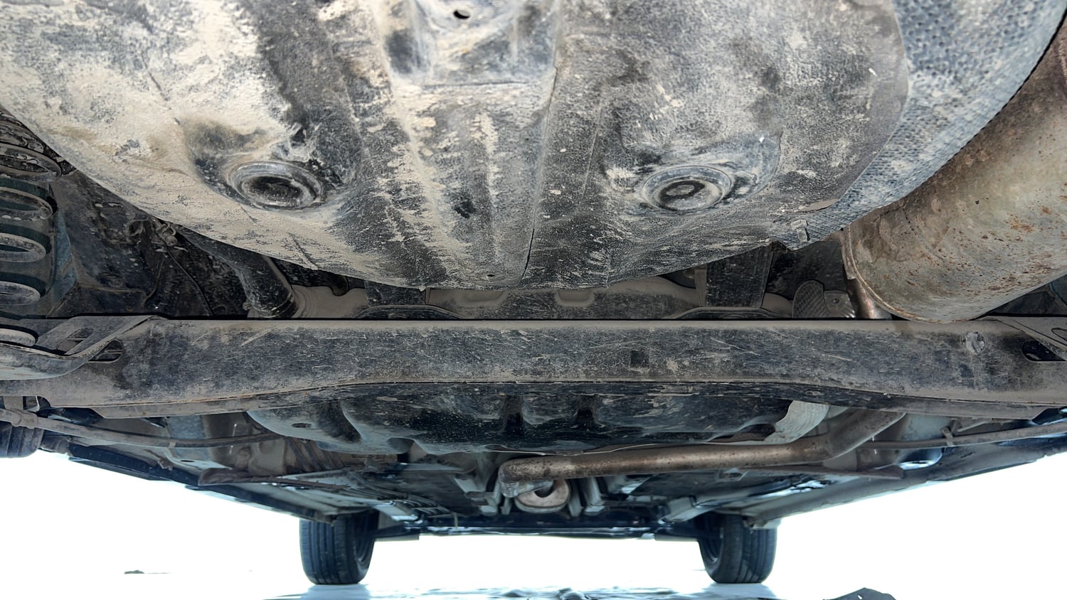 Used 2022 Hyundai i20 Sportz 1.2 IVT Petrol Automatic extra REAR UNDERBODY VIEW (TAKEN FROM REAR)