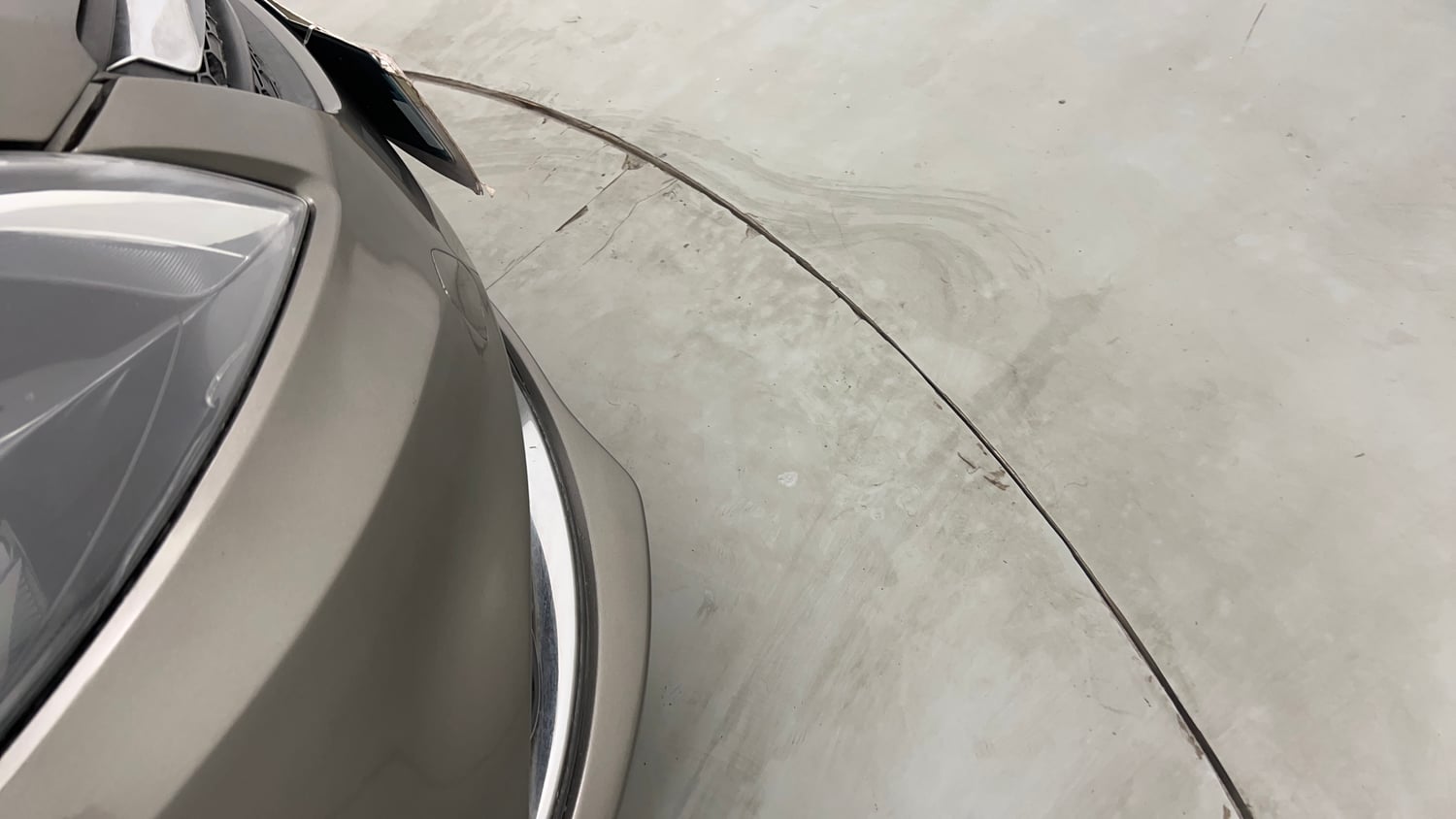 Used 2016 Maruti Suzuki Swift Dzire VXI Petrol Manual dents MINOR SCRATCH