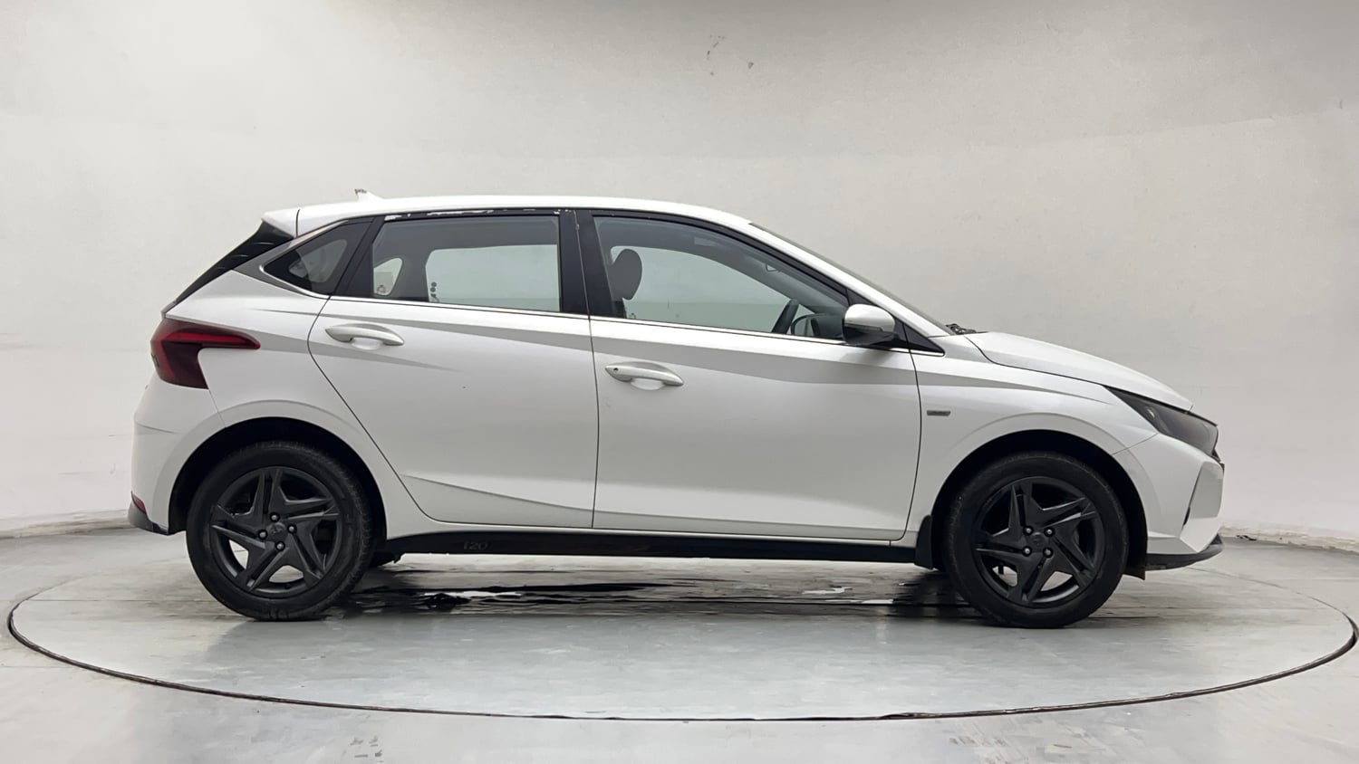 Used 2022 Hyundai i20 Sportz 1.2 IVT Petrol Automatic exterior RIGHT SIDE VIEW