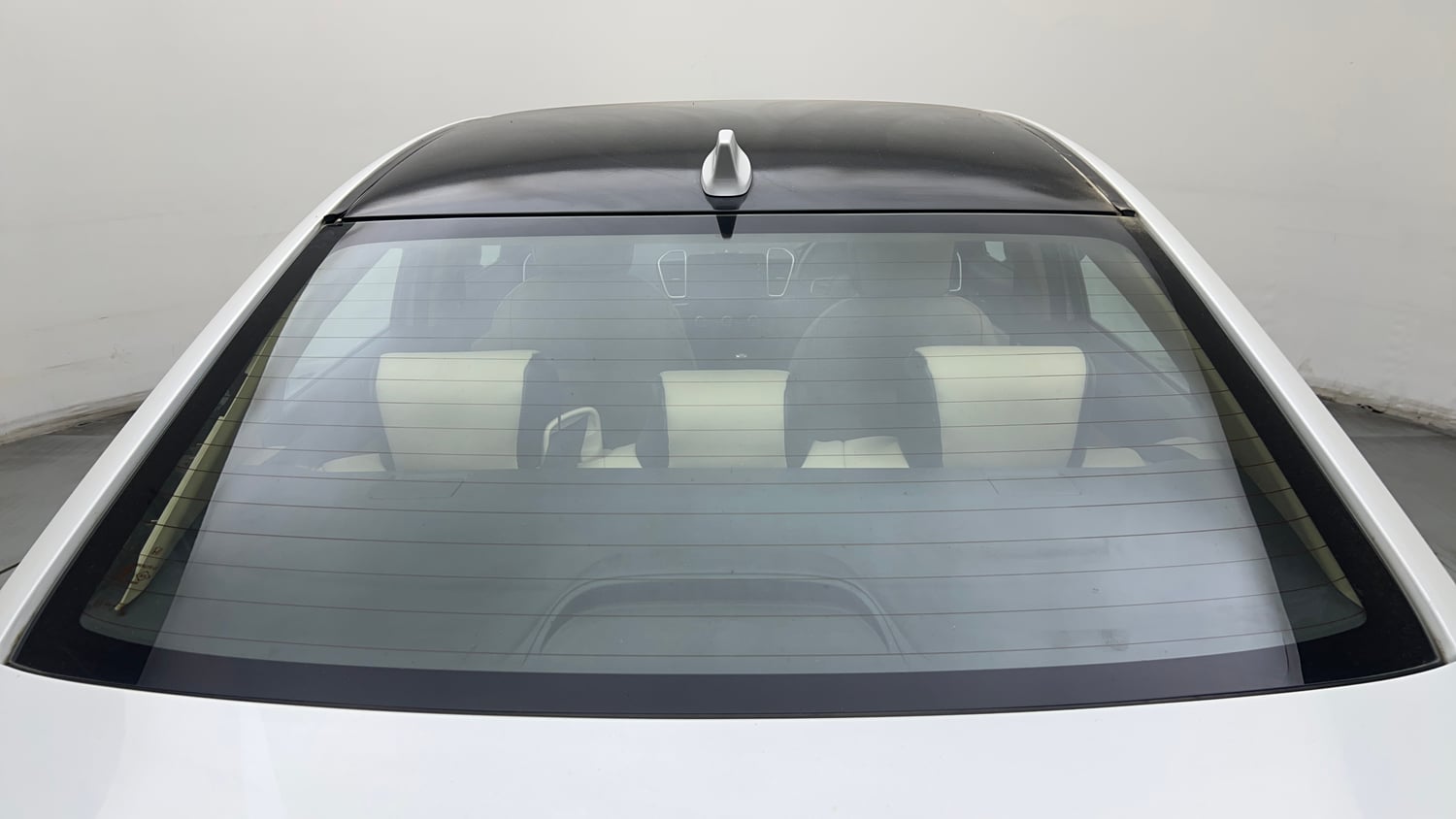Used 2022 Honda City V Petrol Petrol Manual exterior BACK WINDSHIELD VIEW