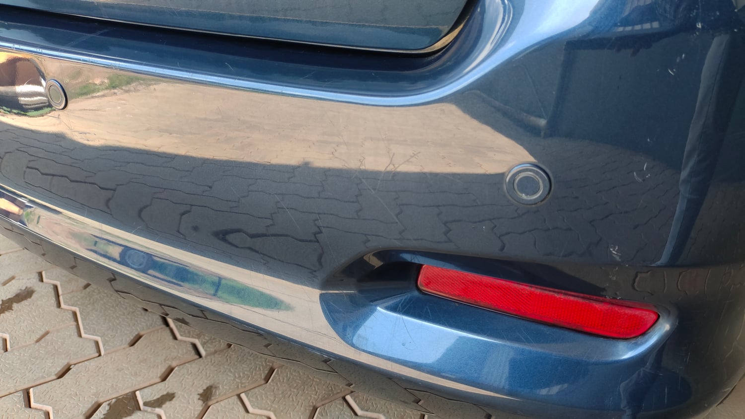 Used 2016 Maruti Suzuki Ertiga VXI Petrol Manual dents MINOR SCRATCH