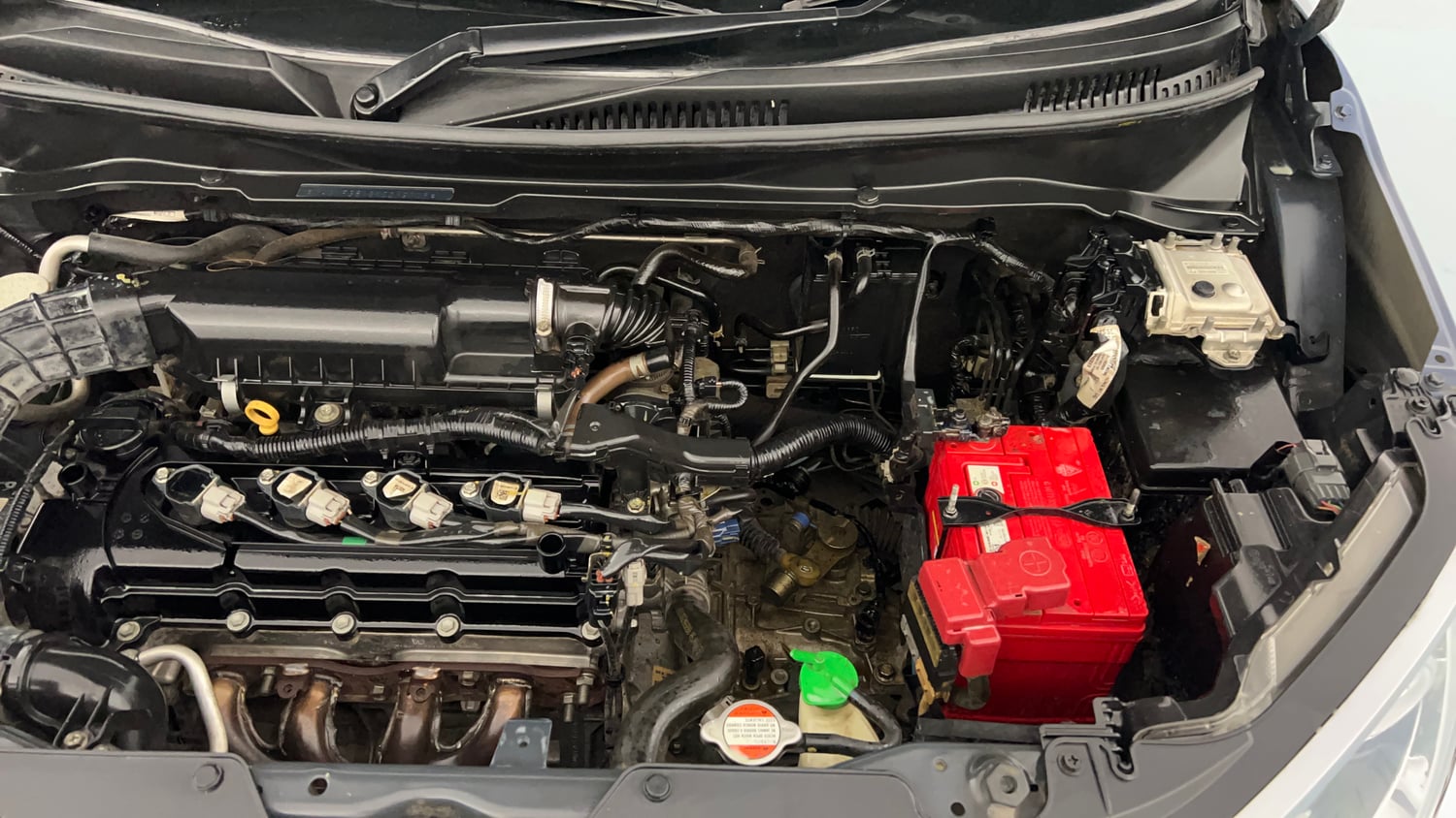 Used 2019 Maruti Suzuki Ignis Alpha 1.2 MT Petrol Manual engine ENGINE LEFT SIDE VIEW