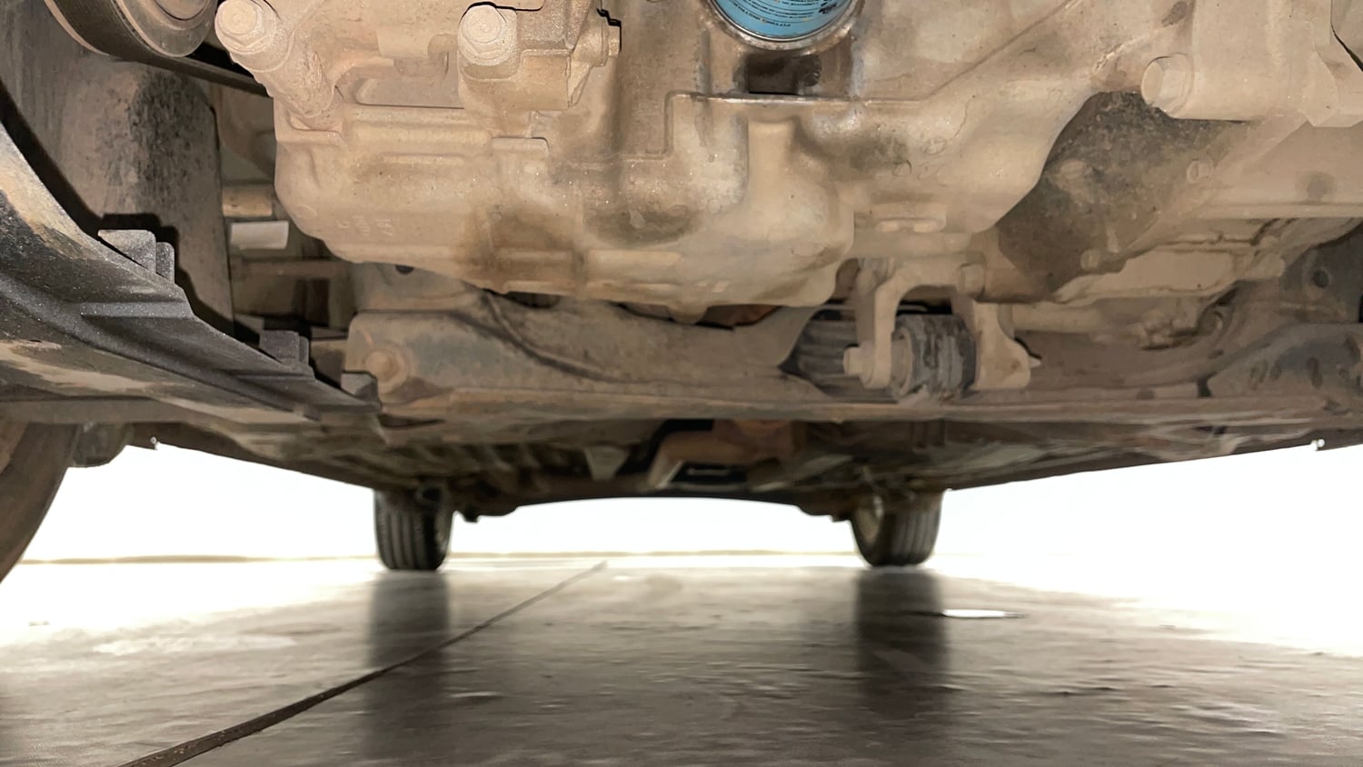 Used 2019 Honda Amaze 1.2 V MT Petrol Petrol Manual extra FRONT LEFT UNDERBODY VIEW