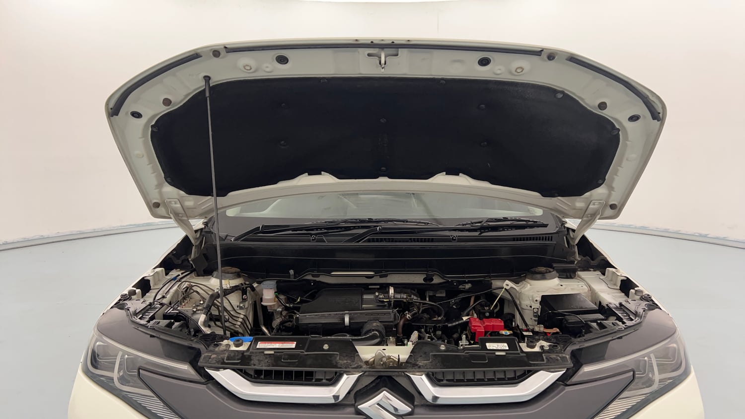 Used 2023 Maruti Suzuki Brezza ZXi Petrol Manual engine ENGINE & BONNET OPEN FRONT VIEW