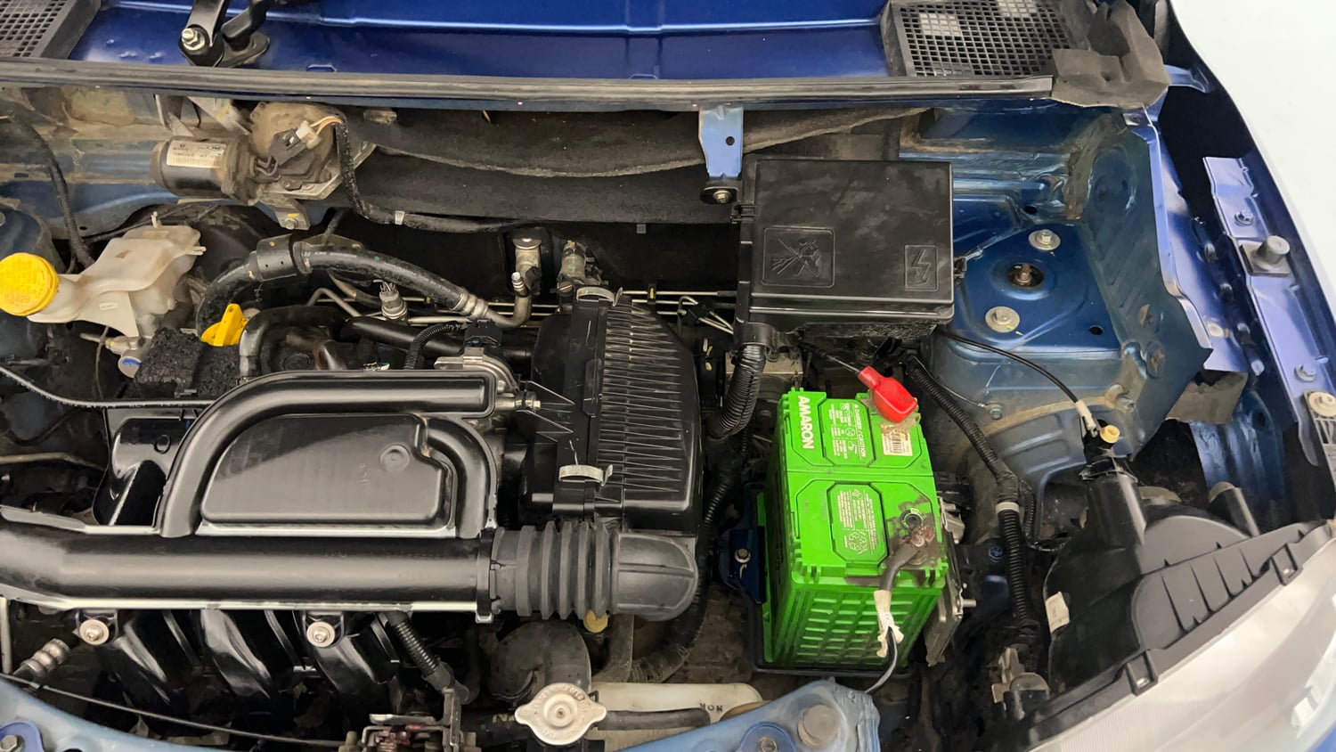 Used 2019 Renault Kwid CLIMBER 1.0 Petrol Manual engine ENGINE LEFT SIDE VIEW
