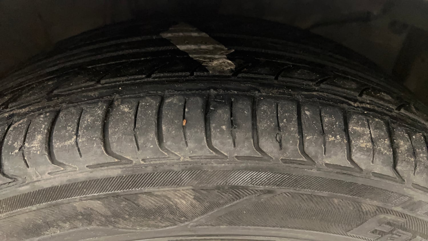 Used 2016 Honda Jazz VX Petrol Petrol Manual tyres RIGHT FRONT TYRE TREAD VIEW