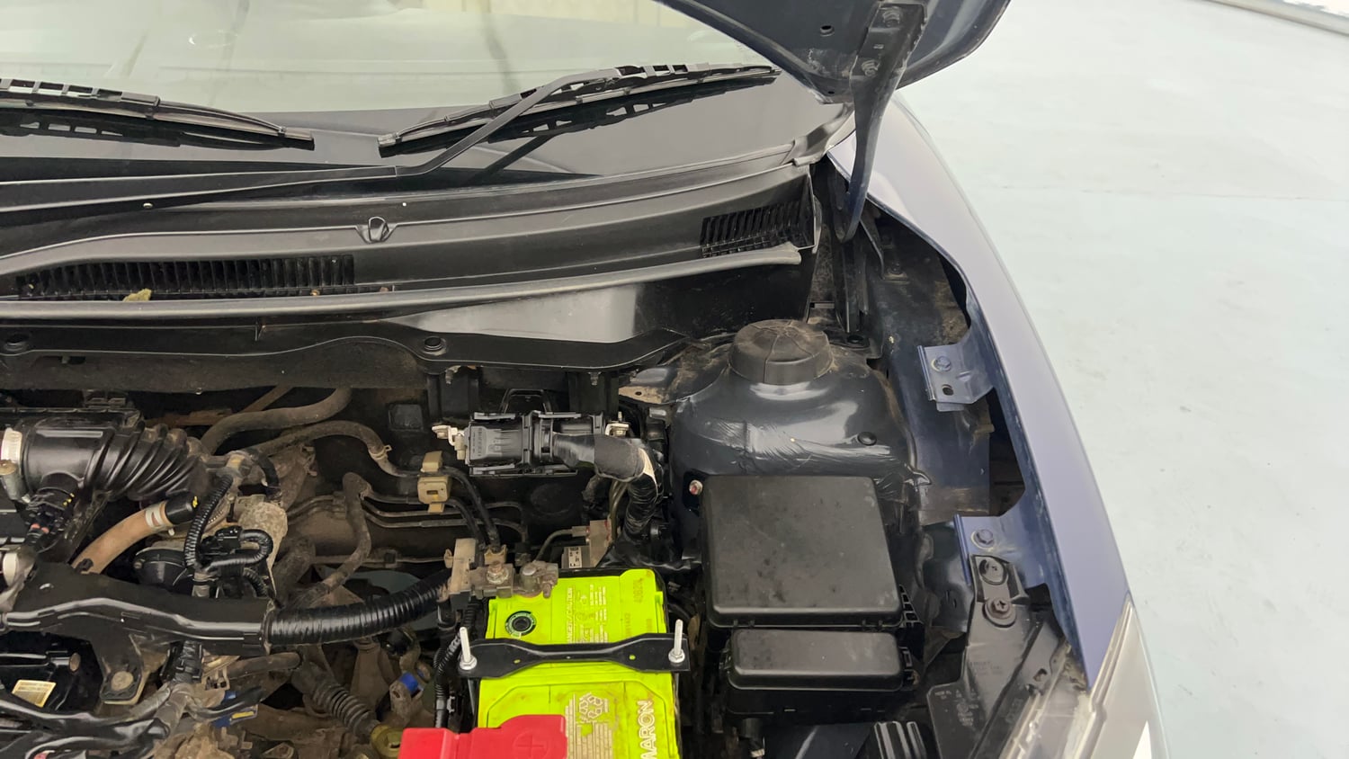 Used 2018 Maruti Suzuki Dzire ZXi Plus Petrol Manual engine ENGINE LEFT SIDE HINGE & APRON VIEW