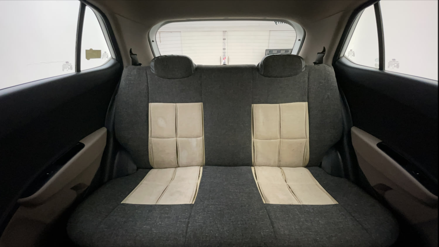 Used 2015 Hyundai Grand i10 Sportz 1.2 Kappa VTVT Petrol Manual interior REAR SEAT CONDITION VIEW