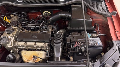 Used 2014 Volkswagen Polo Highline1.2L (P) Petrol Manual engine ENGINE LEFT SIDE VIEW
