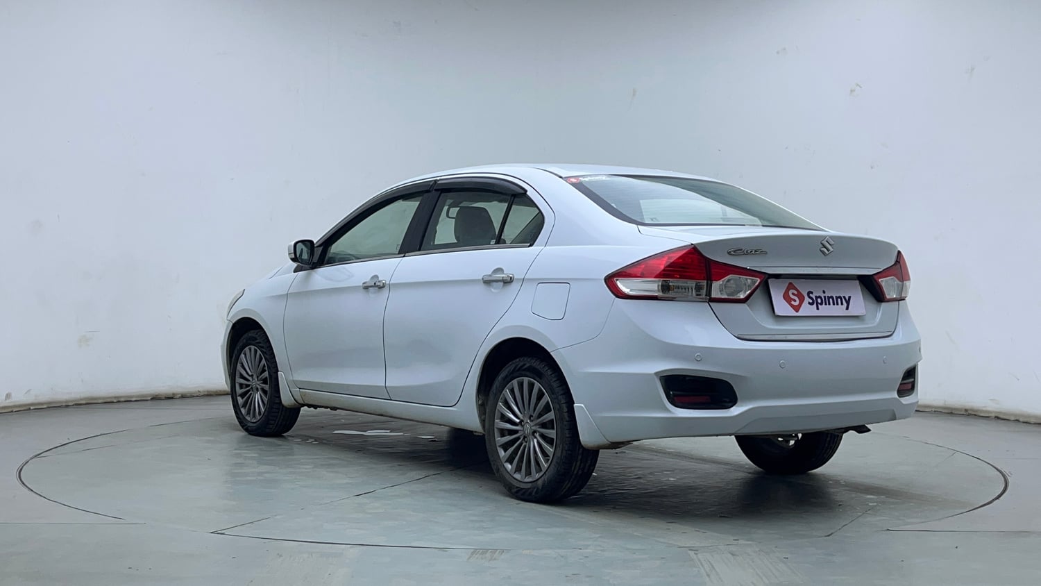 Used 2018 Maruti Suzuki Ciaz Alpha 1.4 AT Petrol Automatic exterior LEFT REAR CORNER VIEW