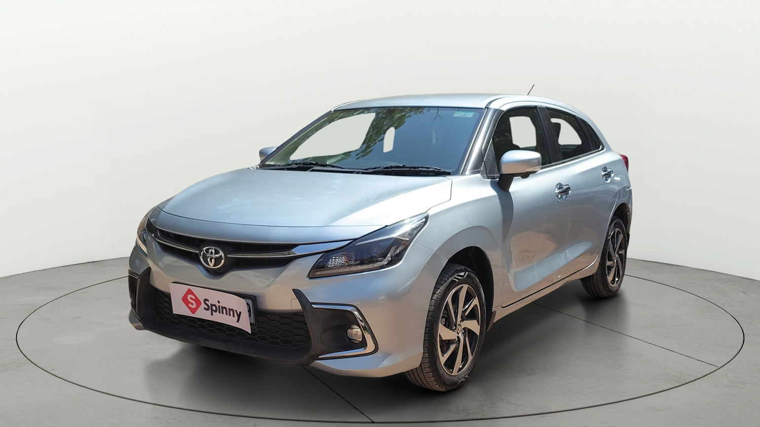 Used 2024 Toyota Glanza V Petrol Manual exterior LEFT FRONT CORNER VIEW
