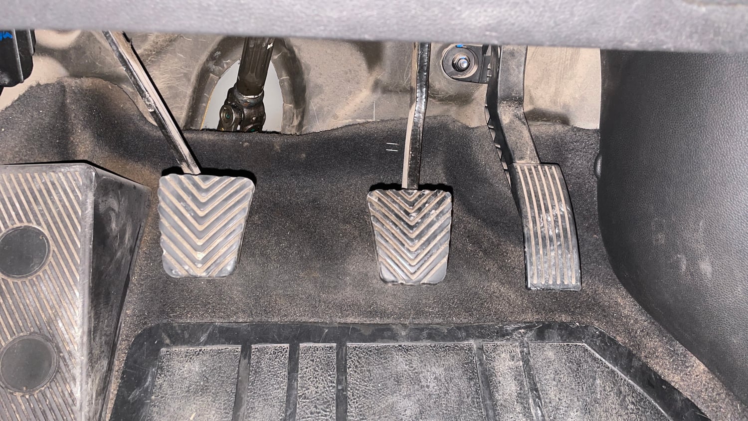 Used 2017 Hyundai Elite i20 Sportz 1.2 Petrol Manual interior PEDALS VIEW