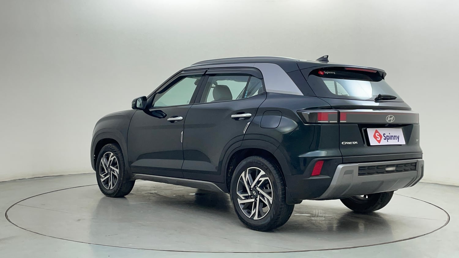 Used 2024 Hyundai Creta 1.5 CRDi Diesel AT DSL SX(O) Diesel Automatic exterior LEFT REAR CORNER VIEW