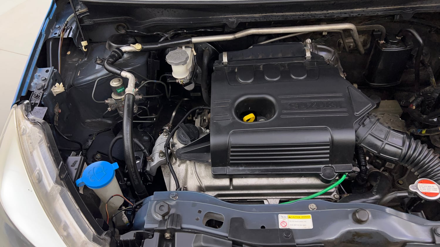 Used 2015 Maruti Suzuki Celerio VXi AMT Petrol Automatic engine ENGINE RIGHT SIDE VIEW