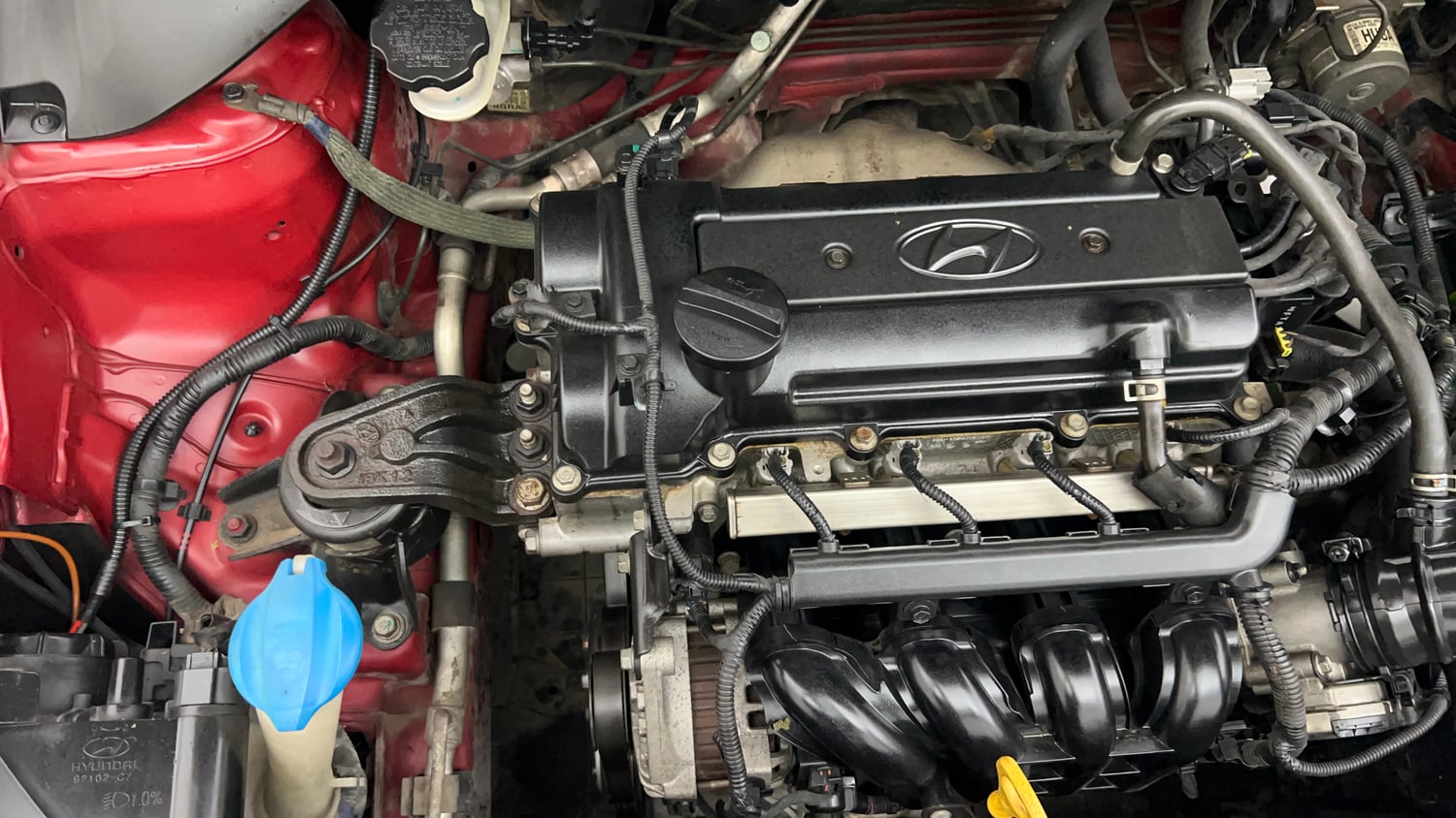 Used 2015 Hyundai Elite i20 Asta 1.2 Petrol Manual engine ENGINE RIGHT SIDE VIEW