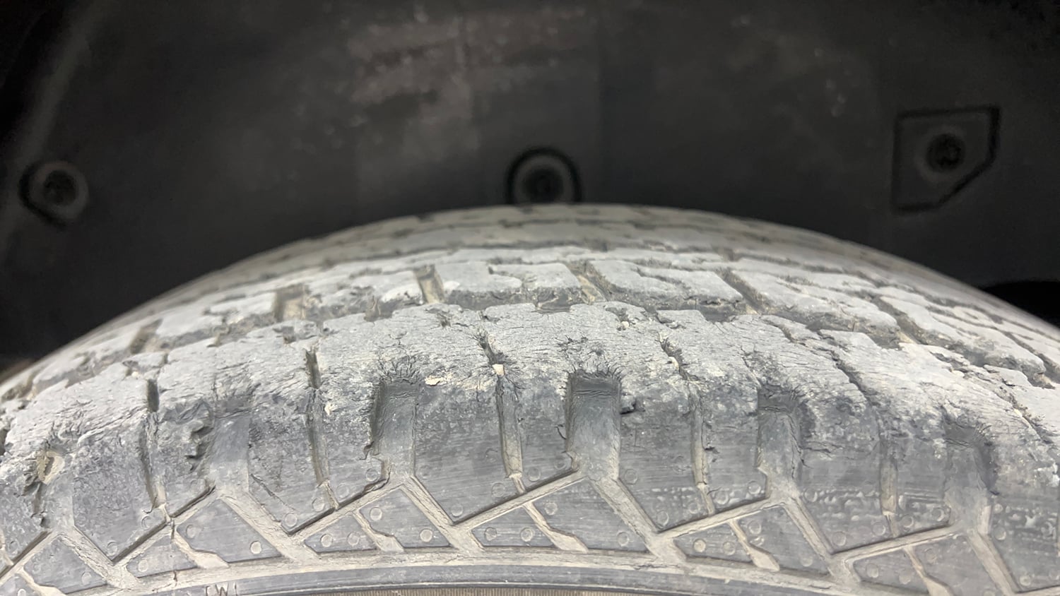 Used 2022 mahindra Thar LX Hard Top Petrol MT 4WD Petrol Manual tyres RIGHT REAR TYRE TREAD VIEW