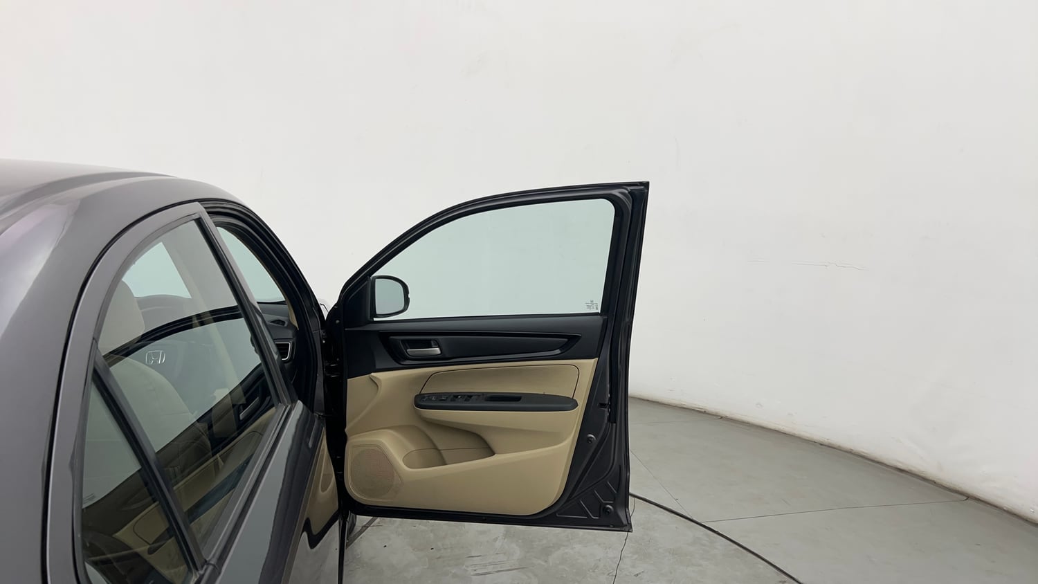 Used 2019 Honda Amaze 1.2 S MT Petrol Petrol Manual interior RIGHT FRONT DOOR OPEN VIEW
