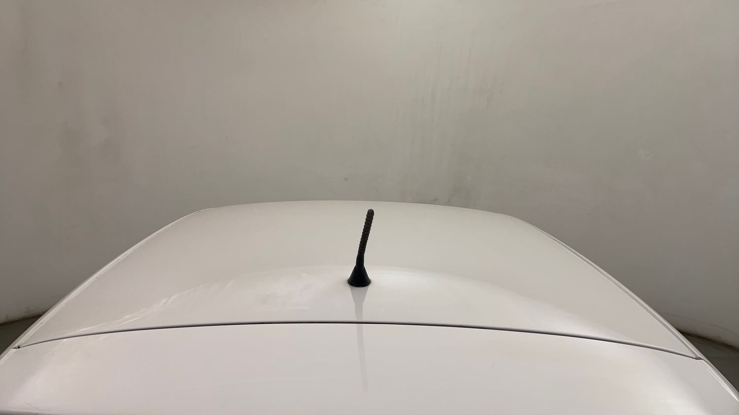 Used 2016 Volkswagen Polo Highline1.2L (P) Petrol Manual exterior EXTERIOR ROOF VIEW