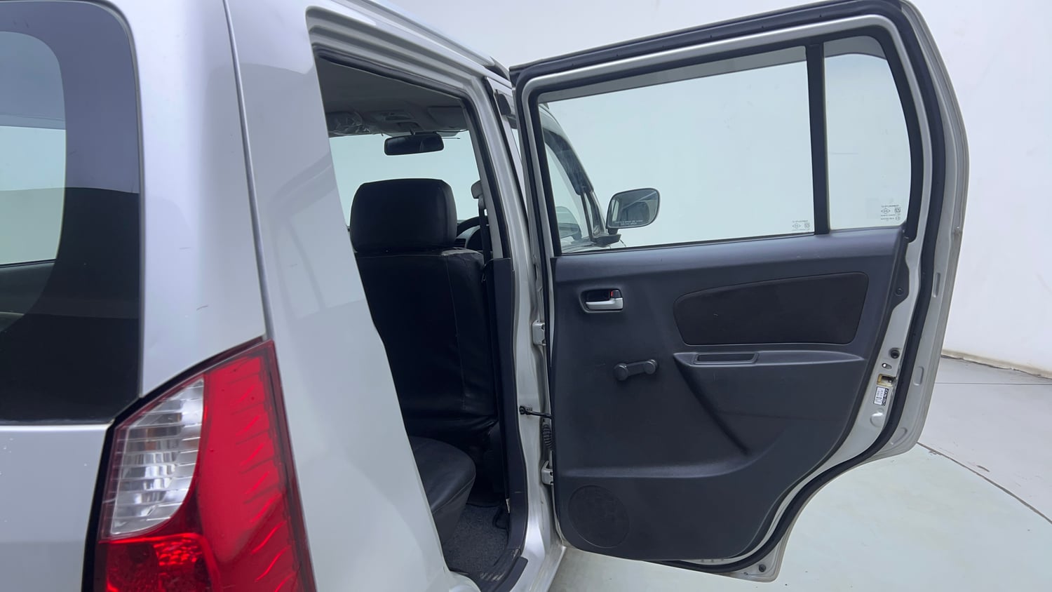 Used 2012 Maruti Suzuki Wagon R LXi Petrol Manual interior RIGHT REAR DOOR OPEN VIEW