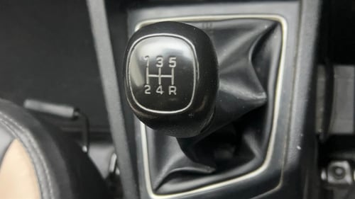 Used 2020 Hyundai Elite i20 Sportz Plus 1.2 Petrol Manual interior GEAR  KNOB VIEW