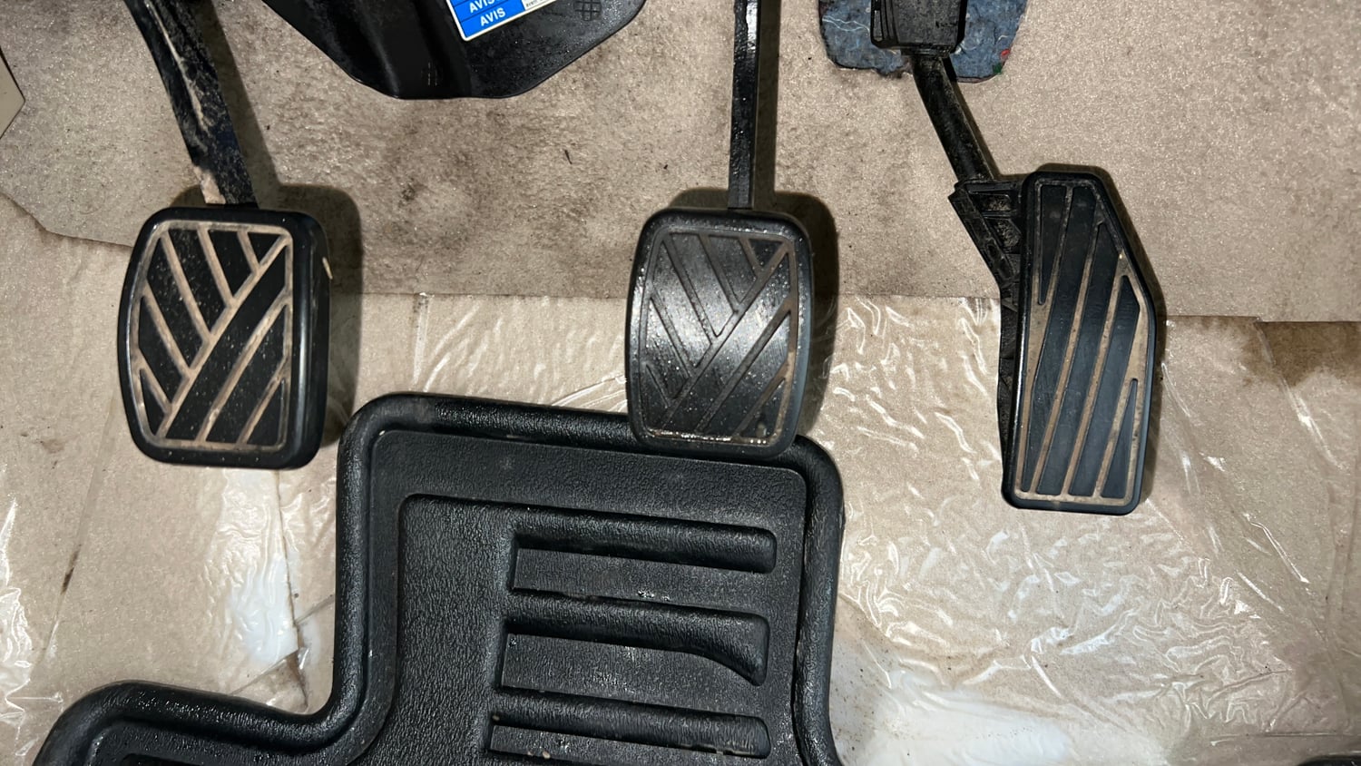 Used 2018 Maruti Suzuki Dzire ZXi Plus Petrol Manual interior PEDALS VIEW