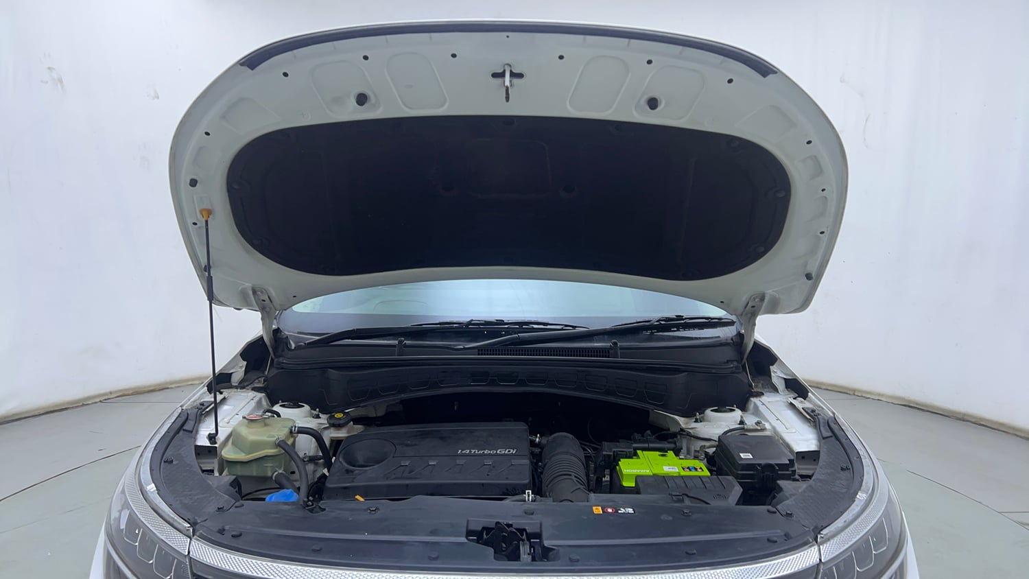 Used 2020 kia Seltos GTX Plus DCT 1.4 Petrol Automatic engine ENGINE & BONNET OPEN FRONT VIEW