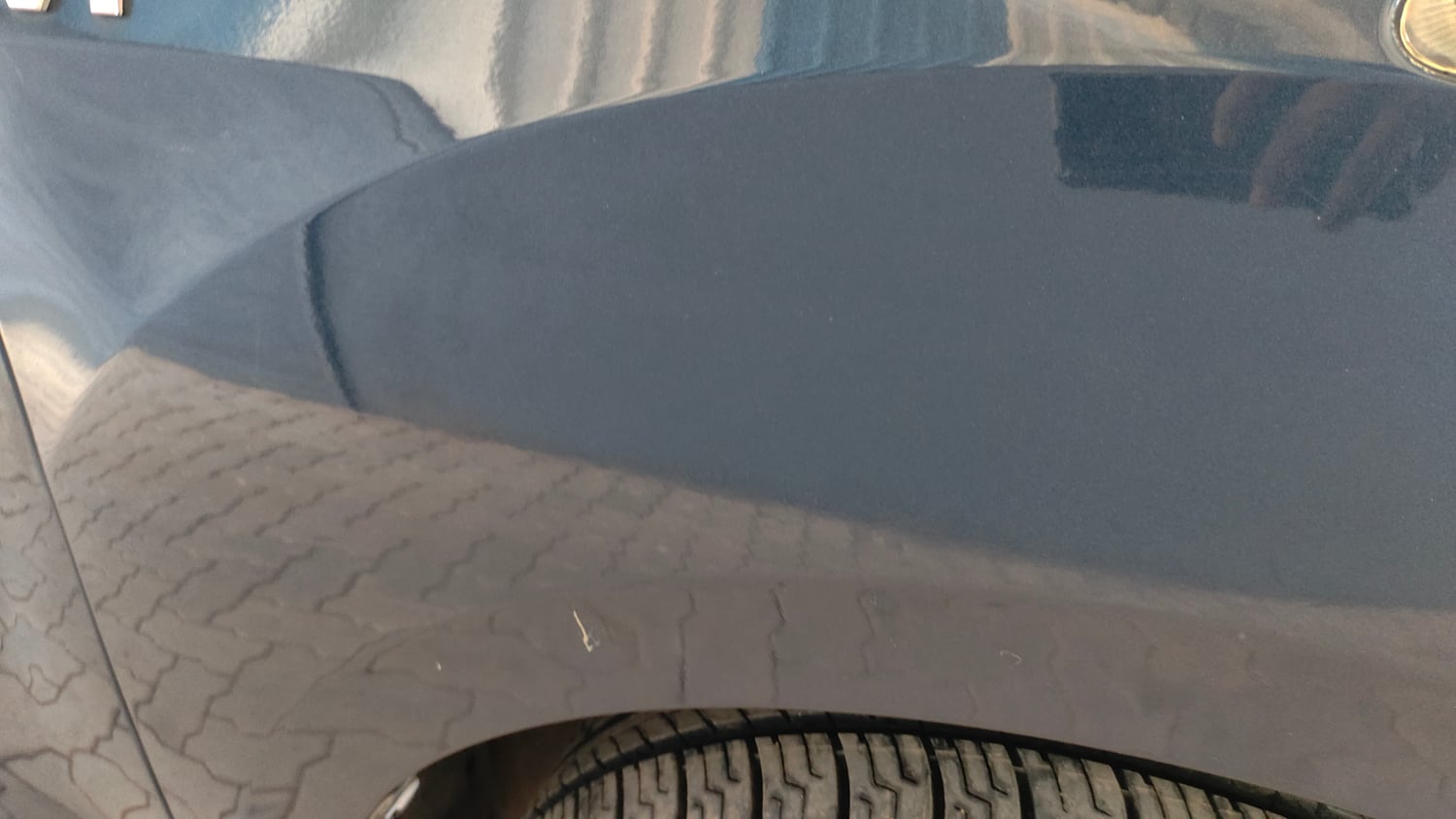 Used 2016 Maruti Suzuki Ertiga VXI Petrol Manual dents MINOR SCRATCH