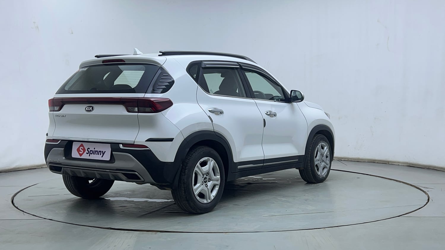 Used 2021 Kia Sonet HTX 1.5 Diesel Manual exterior RIGHT REAR CORNER VIEW
