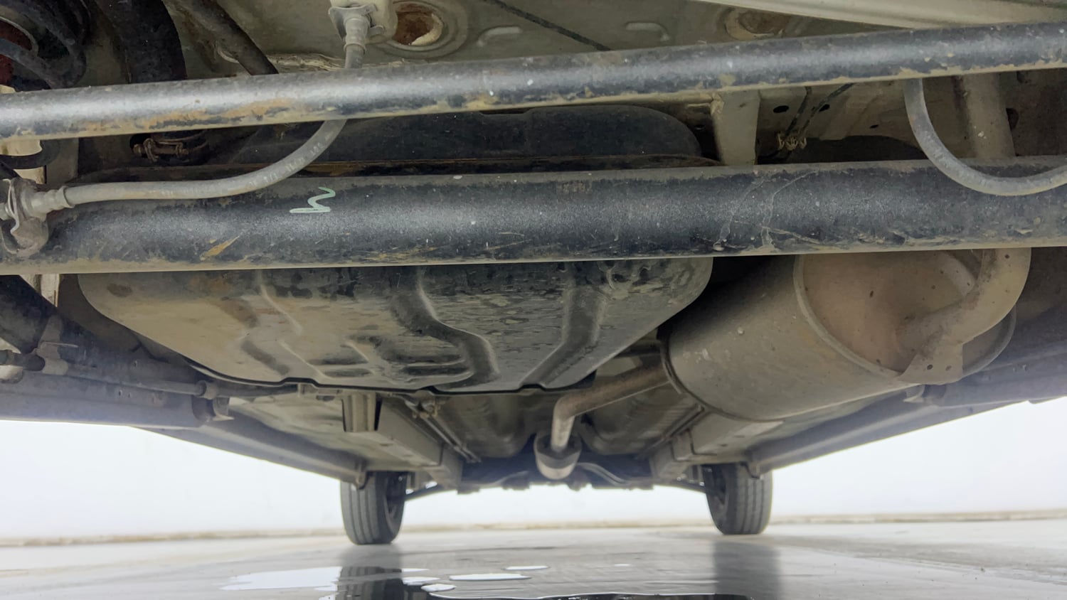 Used 2012 Maruti Suzuki Wagon R LXi Petrol Manual extra REAR UNDERBODY VIEW (TAKEN FROM REAR)