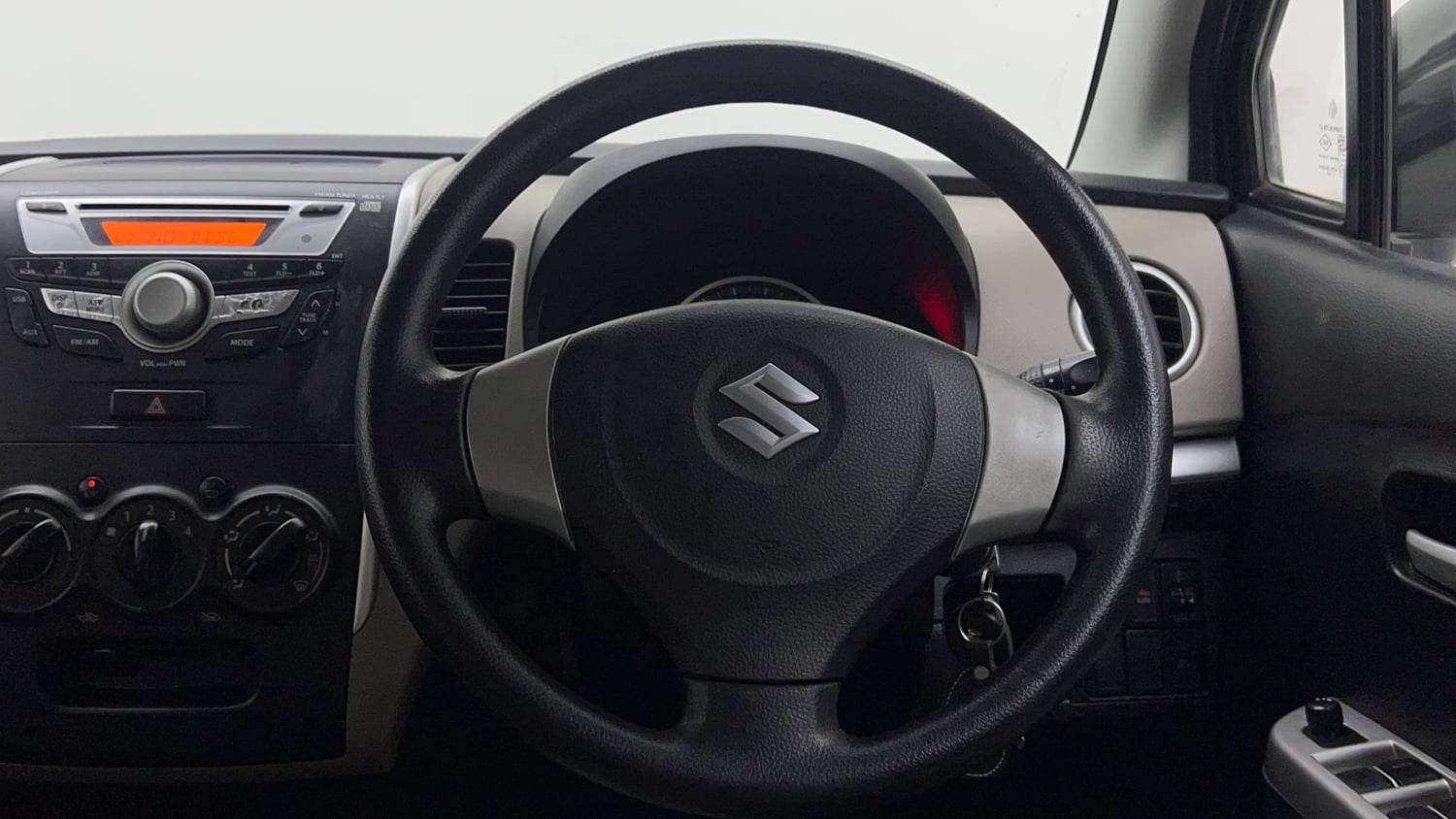 Used 2015 Maruti Suzuki Wagon R VXI Petrol Manual interior STEERING VIEW