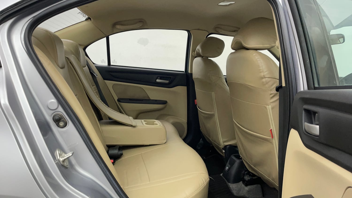 Used 2019 Honda Amaze 1.2 V MT Petrol Petrol Manual interior RIGHT SIDE REAR DOOR CABIN VIEW