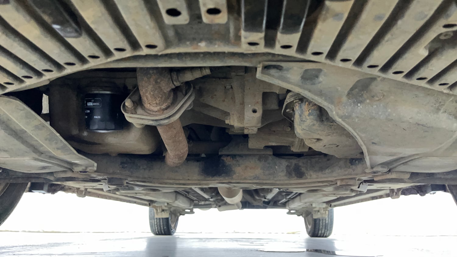 Used 2018 Maruti Suzuki Ciaz Alpha 1.4 AT Petrol Automatic extra FRONT LEFT UNDERBODY VIEW