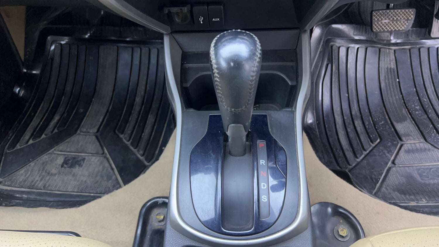 Used 2016 Honda City VX CVT Petrol Automatic interior GEAR  KNOB VIEW